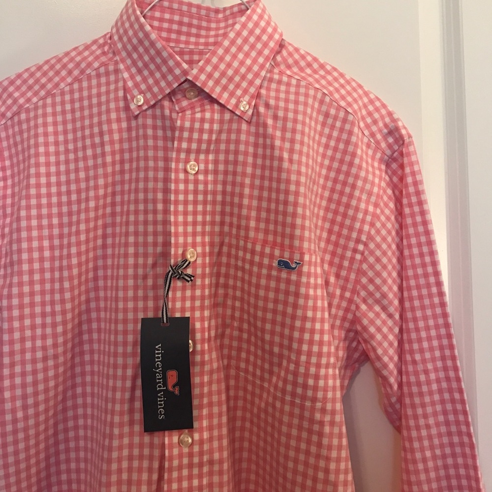🚫SOLD🚫NWT Vineyard Vines Tucker Button Up Shirt