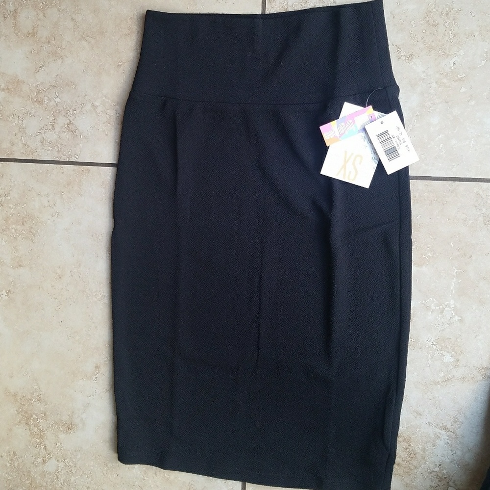 Lularoe Noir Cassie Skirt