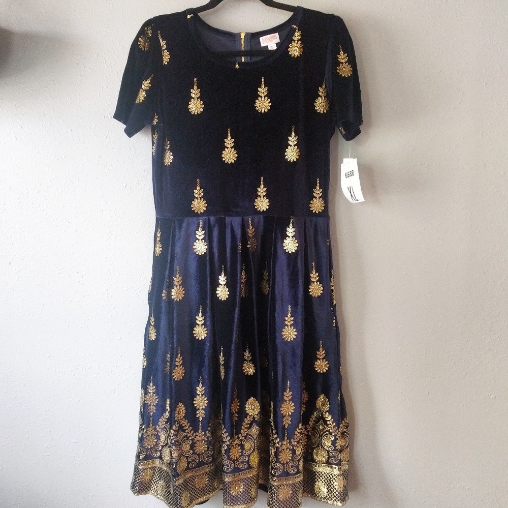 LuLaRoe 2017 Elegant Amelia