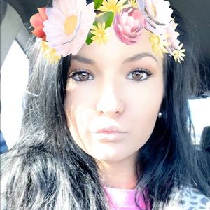 Meet your Posher, Briana