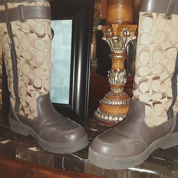 Coach boots size 7.5 - Picture 3 of 3