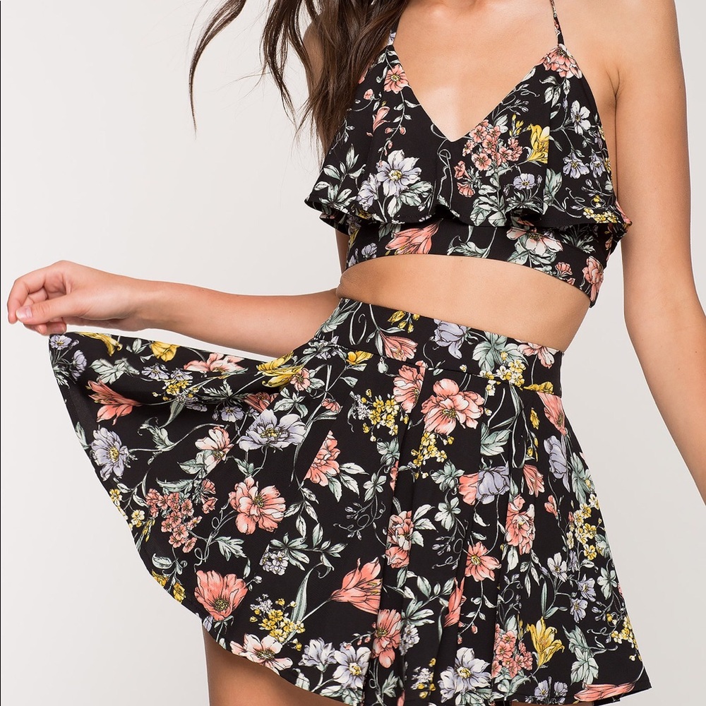 A’gaci two piece ruffle floral short set