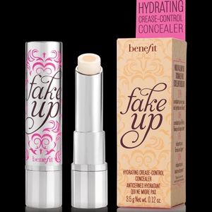 BENEFIT FAKE UP - LIGHT 01 NEW NO BOX