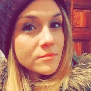 Meet your Posher, Eva