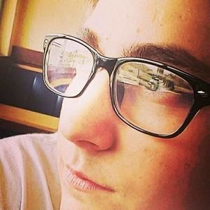 Meet your Posher, Christopher