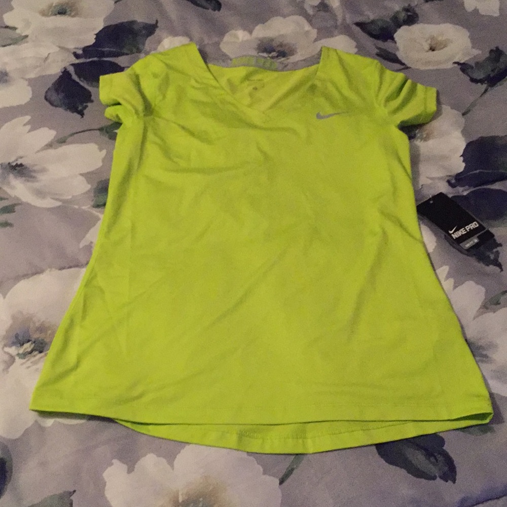 Nike Pro Tshirt