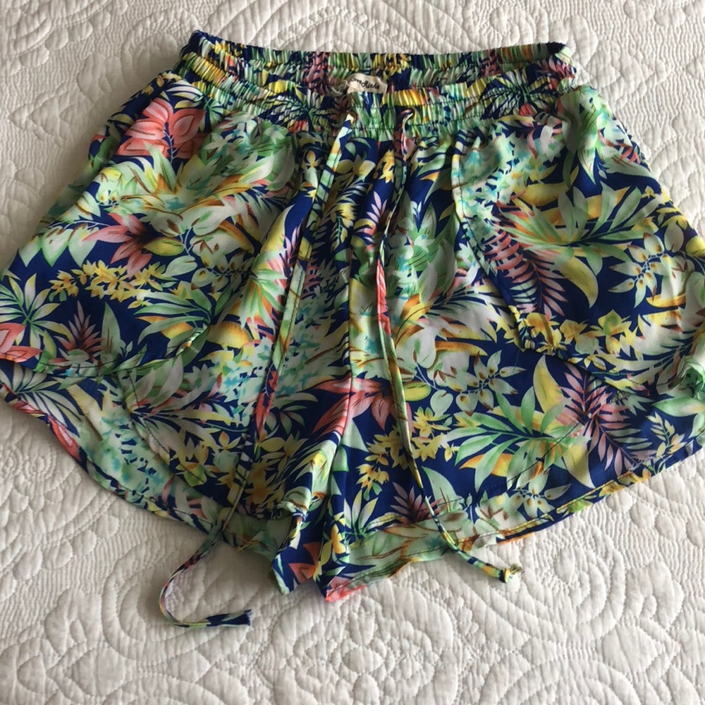 Floral print shorts