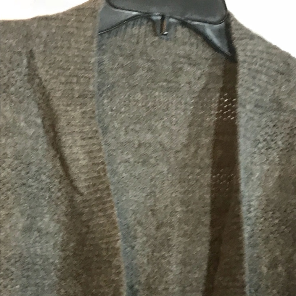 Cardigan - Picture 2 of 3