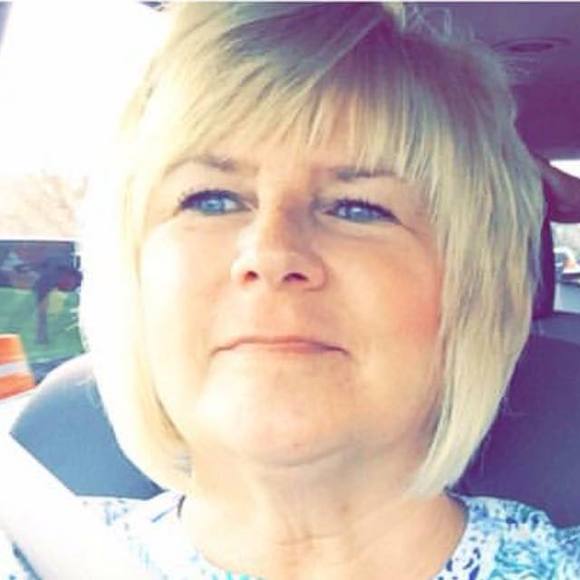Meet your Posher, Lori - Picture 1 of 1