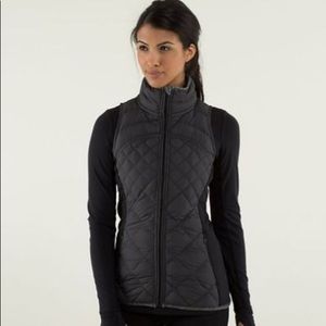 Lululemon Fluff Off Down Vest in Gray size 8