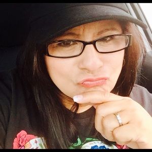 Meet your Posher, Nancy