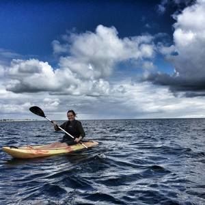 Meet your Posher, Charis