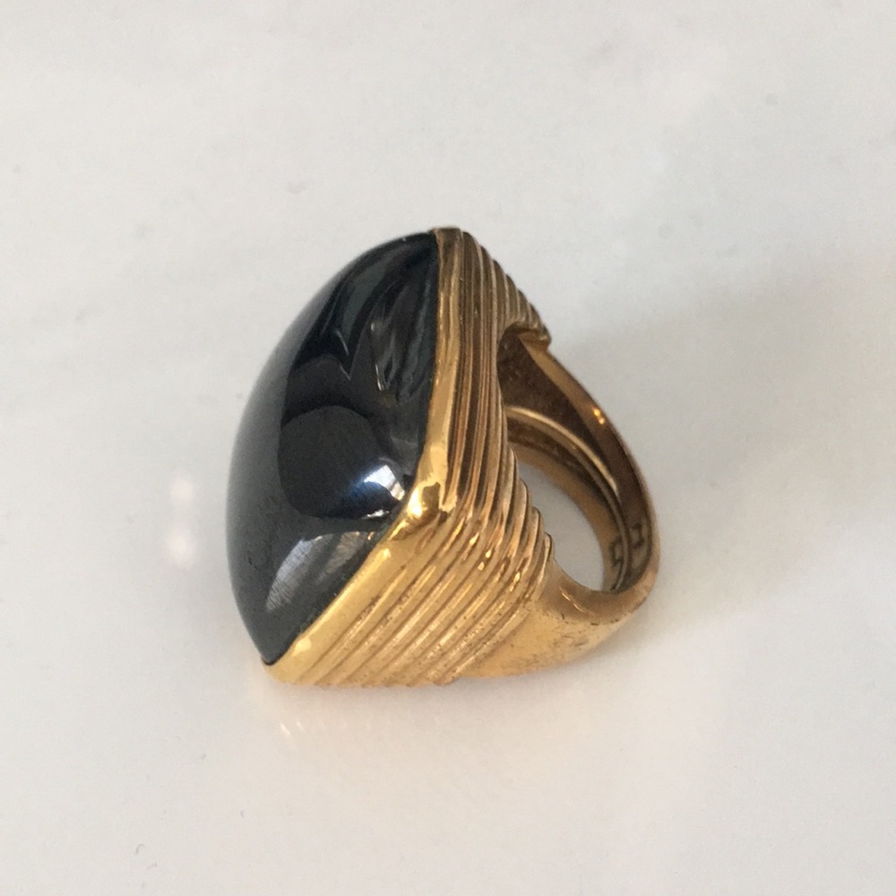Ring - Picture 2 of 3
