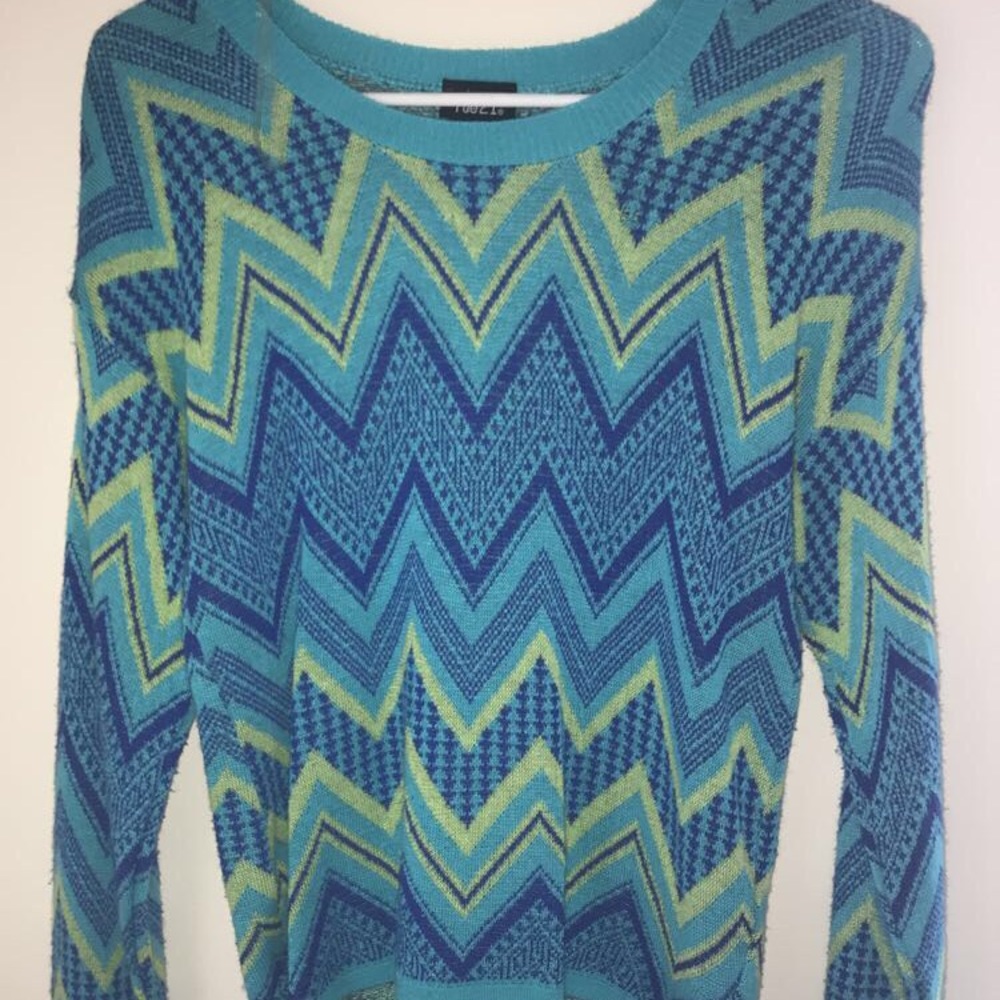 Chevron Print sweater