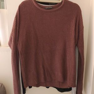 MAROON BRANDY MELVILLE SWEATER - DISCONTINUED