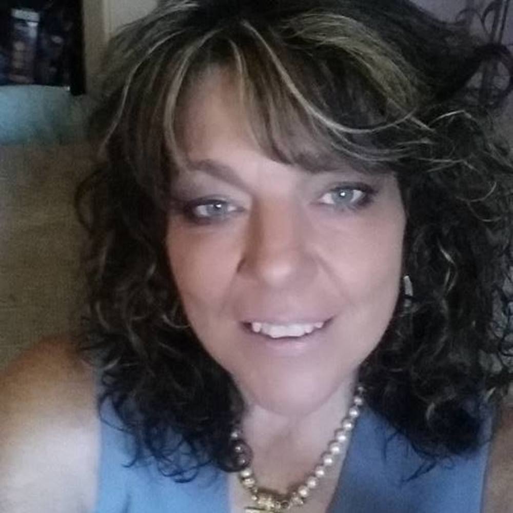 Meet your Posher, Ellen