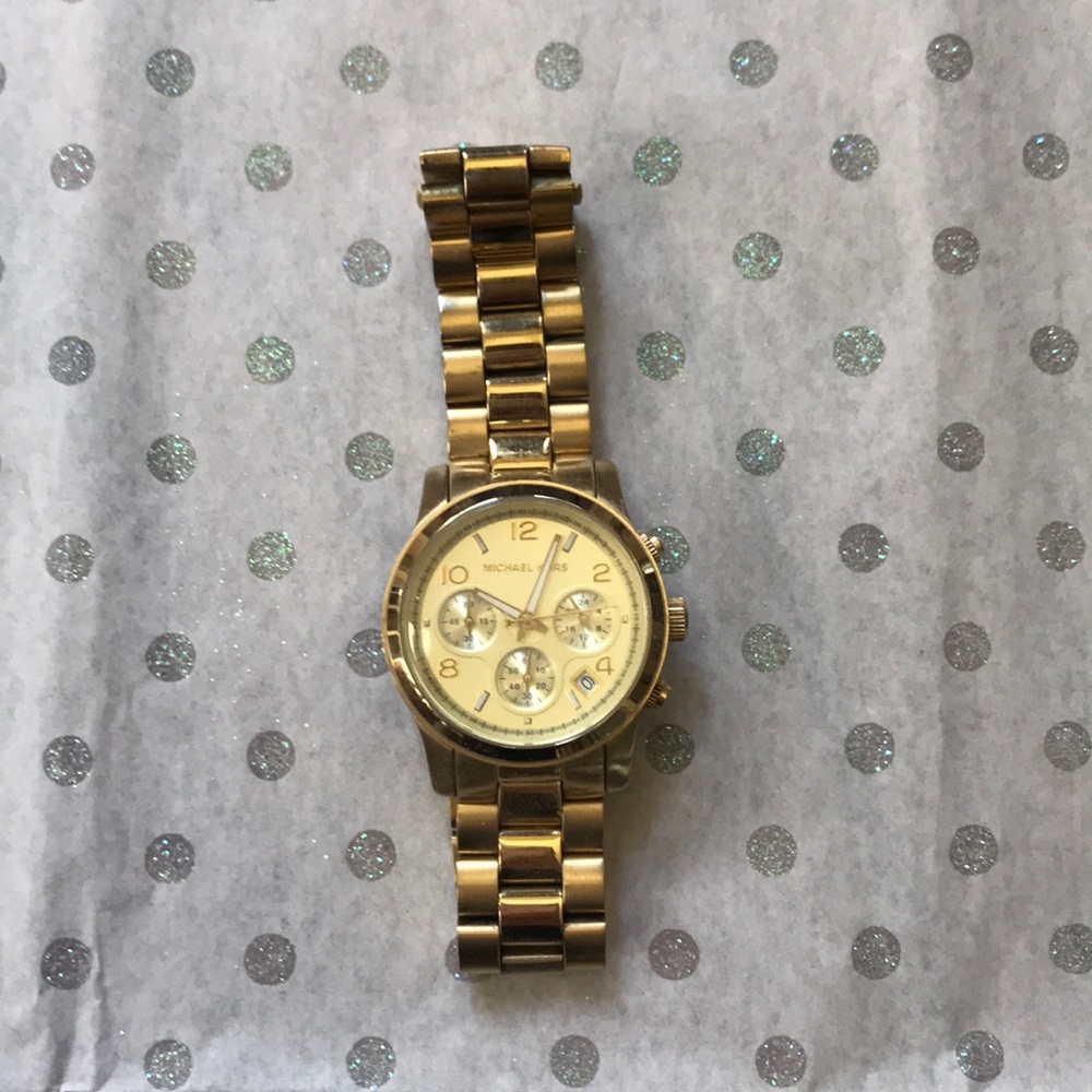 Michael Kors Watch - Gold