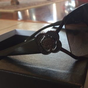 Authentic CHANEL sunglasses with logo