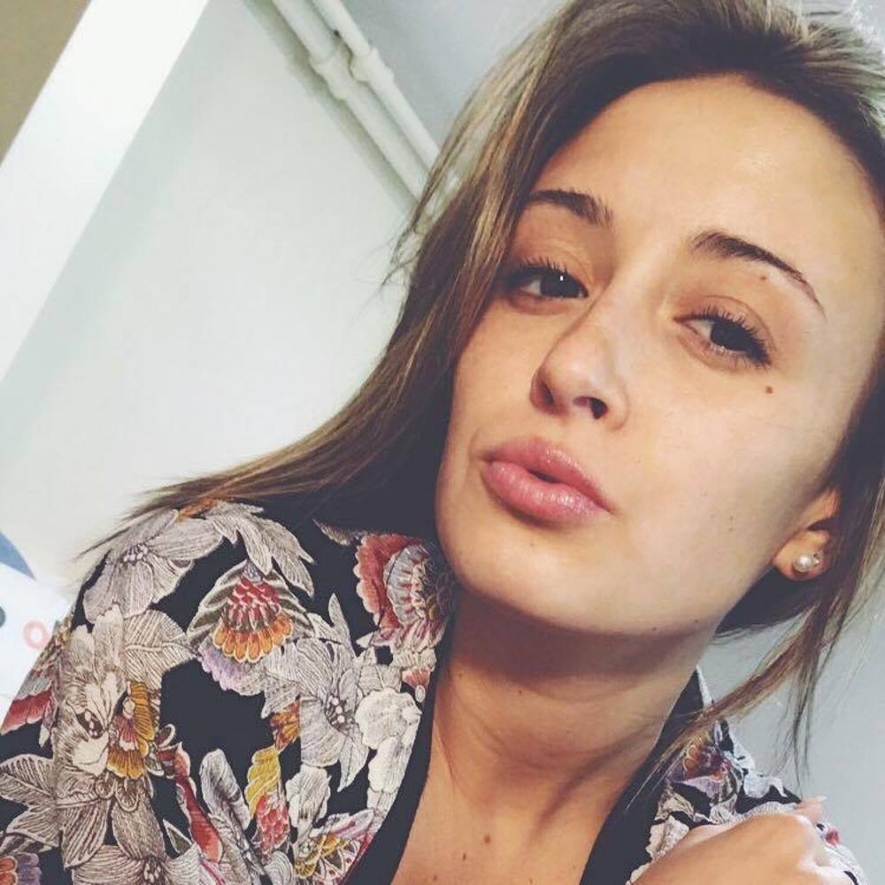 Meet your Posher, Abby