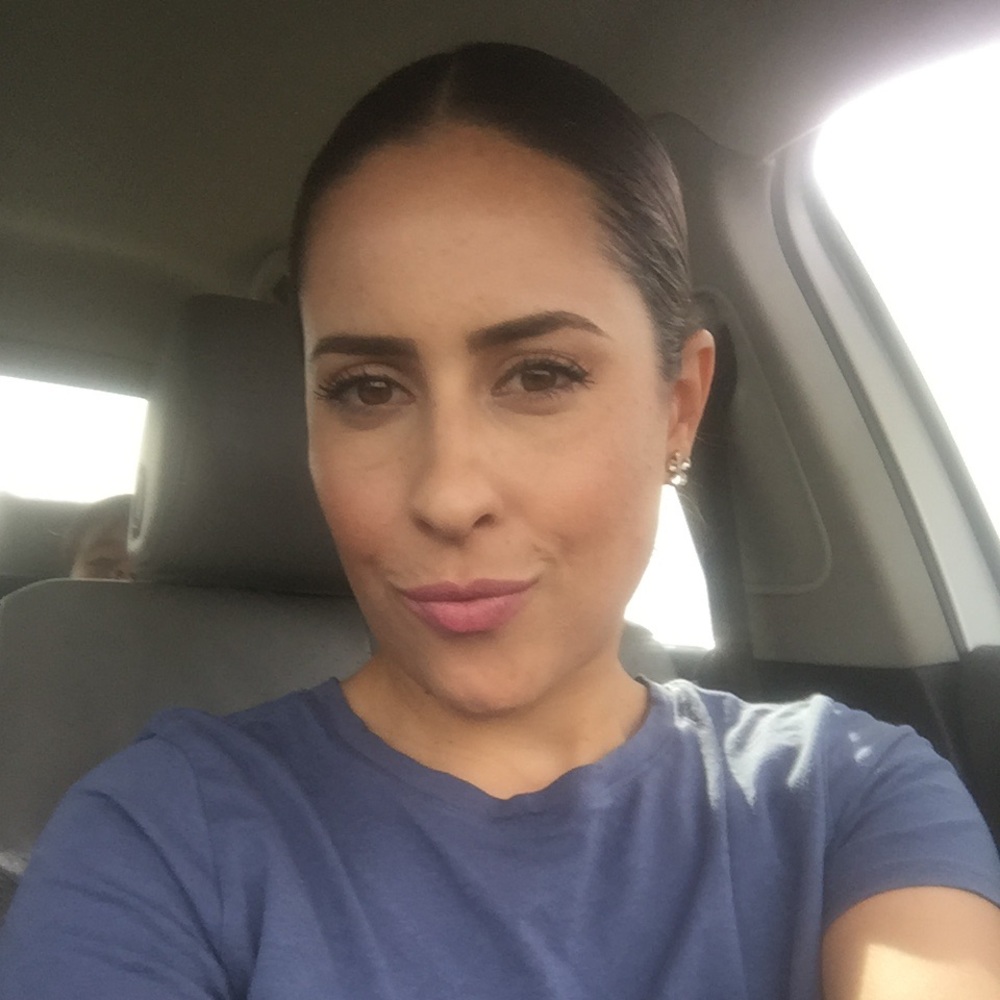 Meet your Posher, Valeria