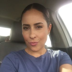 Meet your Posher, Valeria