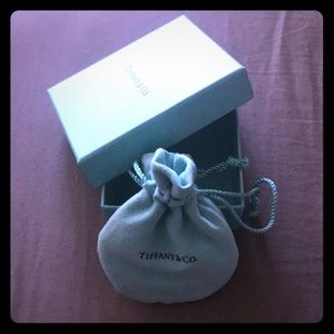 Small Tiffany jewelry box and pouch
