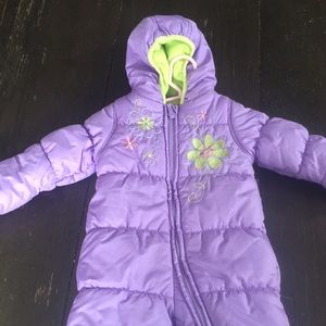 Gently used girls snowsuit