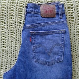 Levi's 512 mom jeans