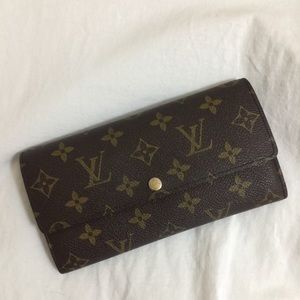 LV Wallet