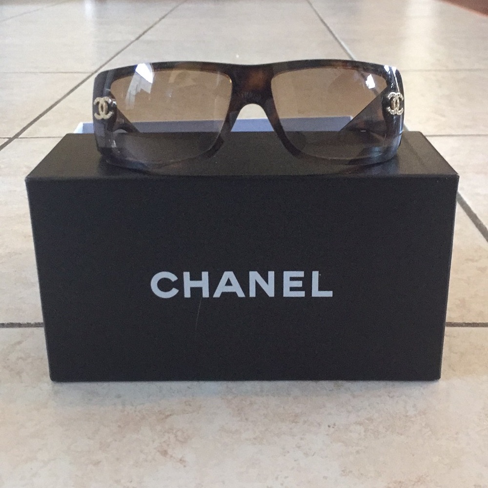 Authentic CHANEL sunglasses