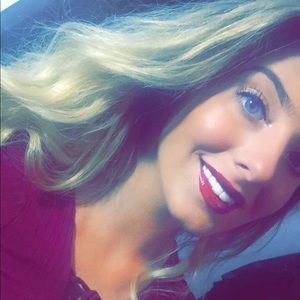 Meet your Posher, Jessica