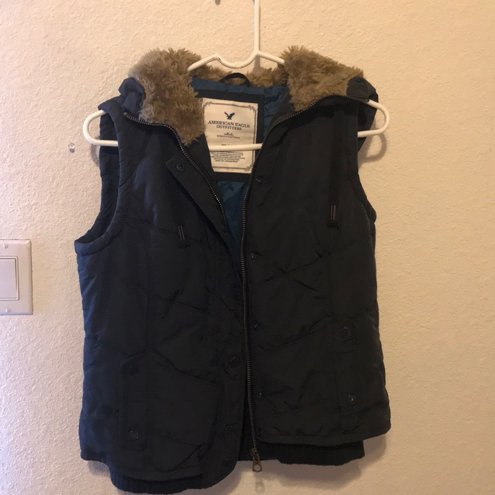 American eagle winter vest