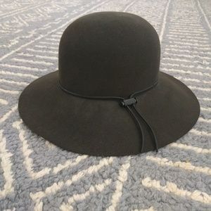 Rag & Bone Dunaway Hat in Loden Green