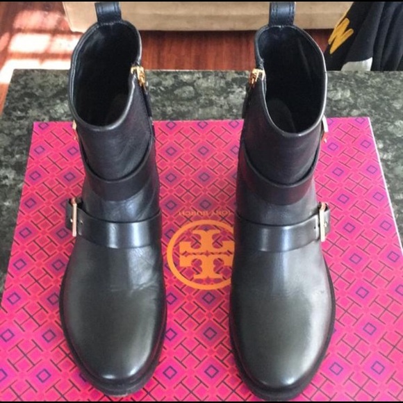 Black Riley Multi-buckle Boots - Picture 3 of 8