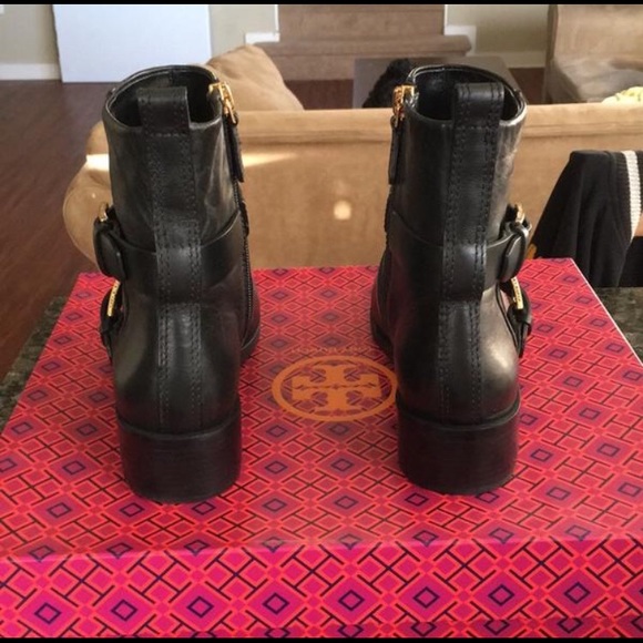 Black Riley Multi-buckle Boots - Picture 4 of 8