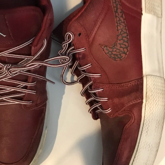 Nike Air Jordan sneakers • men’s 10