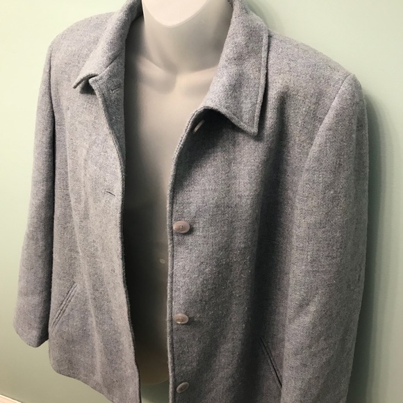 Lands End 100% wool lining women blazer ⭐️ - Picture 3 of 7