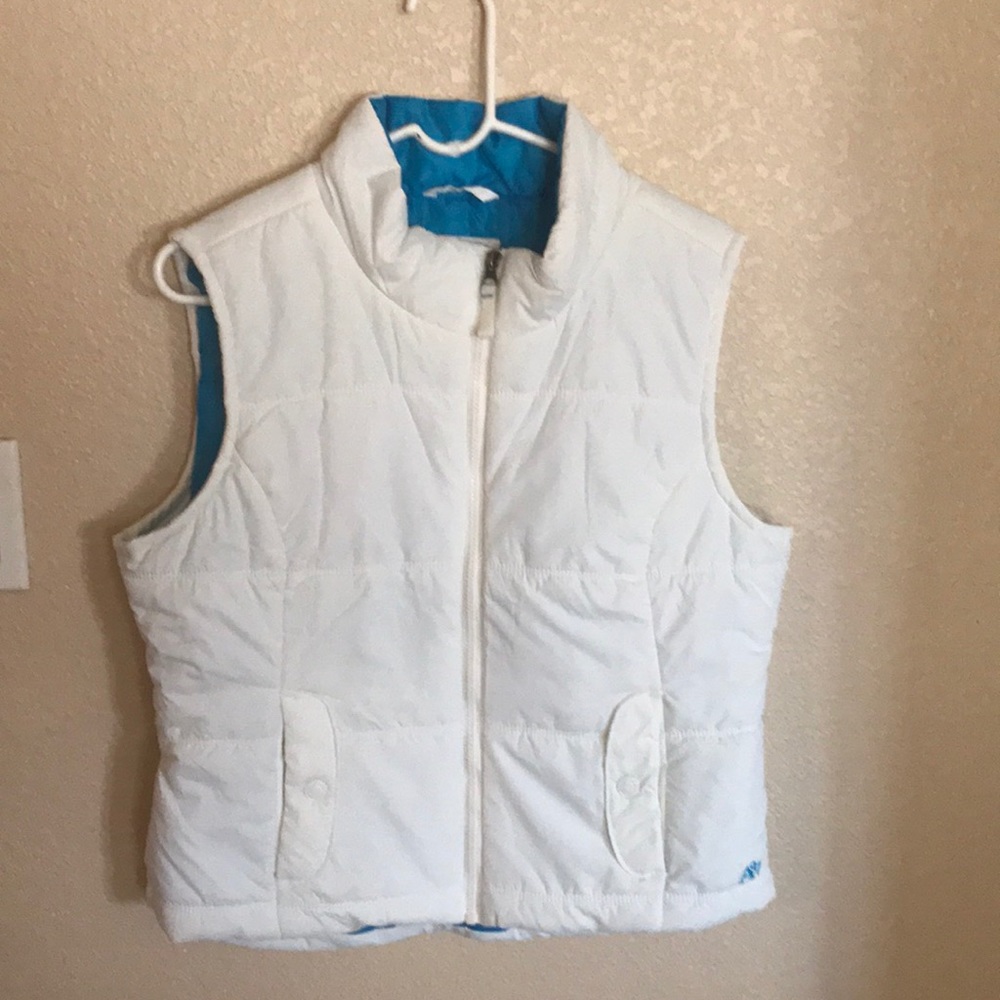 Aeropostale white vest!