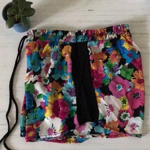 SOLD***Adorable silky feel shorts