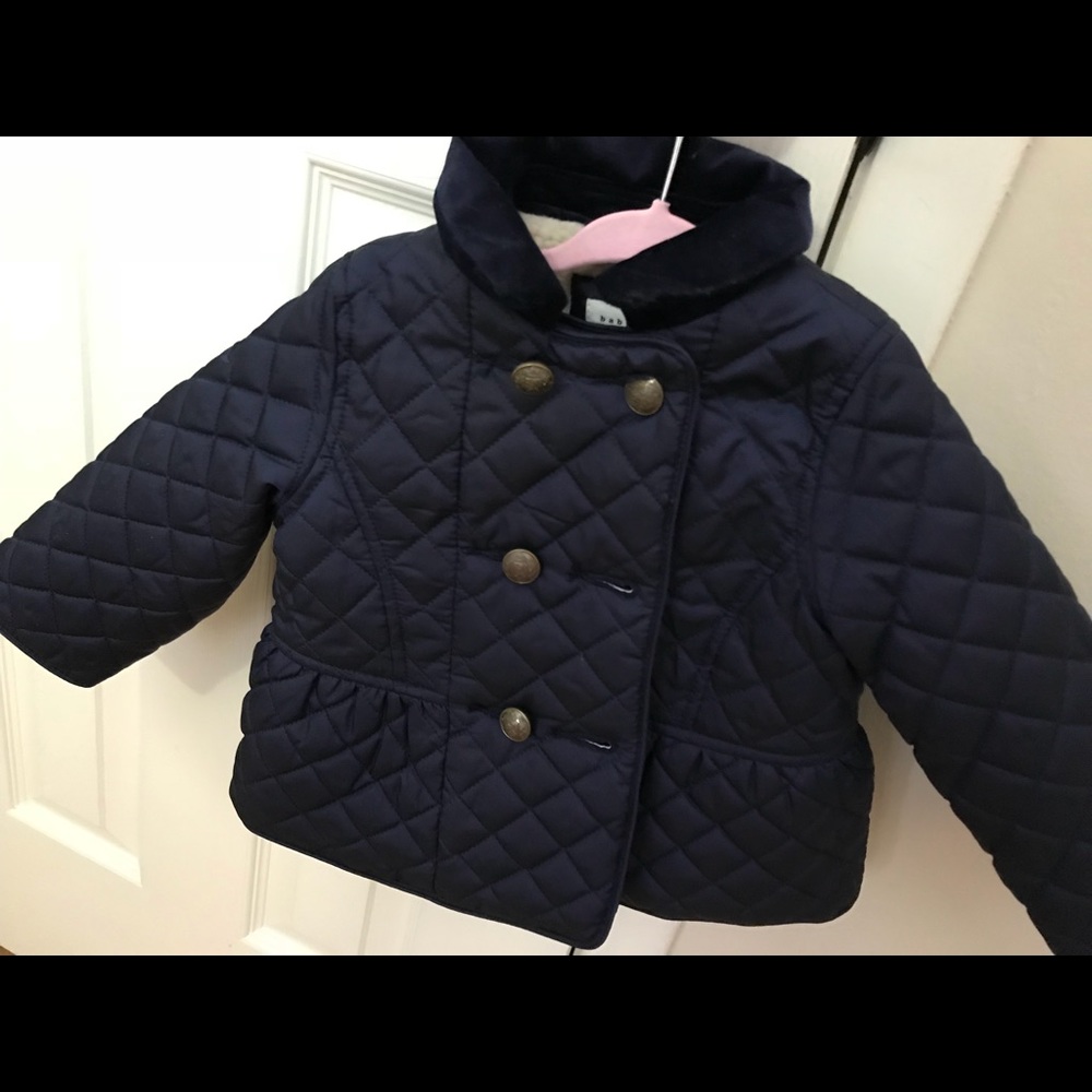 Gap puffer jacket