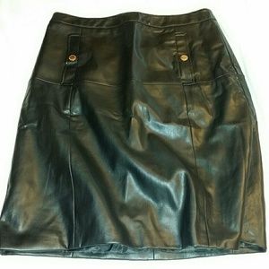 Liz Claiborne pleather skirt