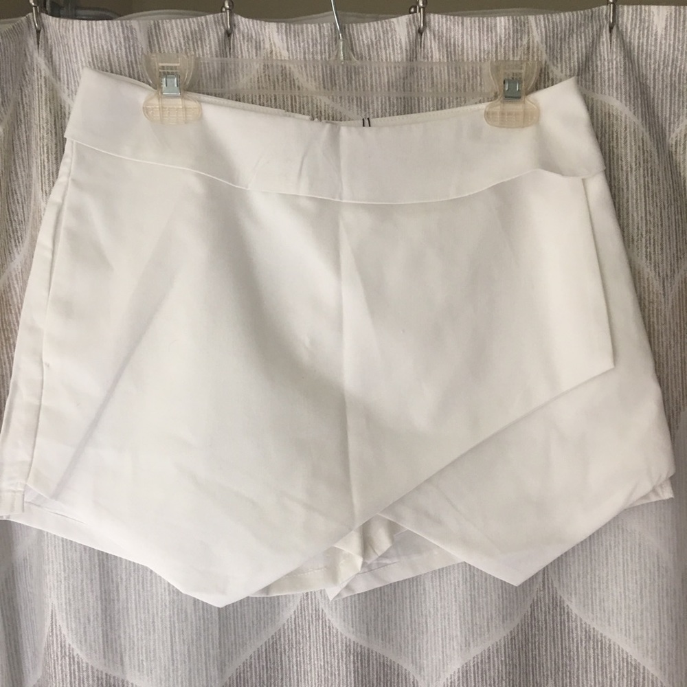 White envelope skirt