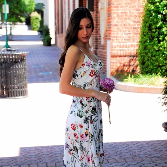 Ivory Flower Girl Dress- Last one!!! - Picture 2 of 8