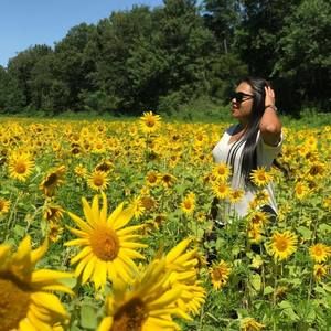 Meet your Posher, Michele