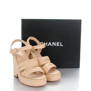 NWB CHANEL Calfskin Quilt Chain Sandals Beige 6.5