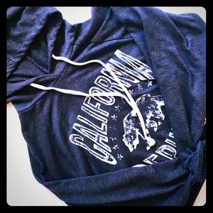 PAPAYA Cropped Graphic Hoodie