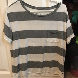 American Eagle tee