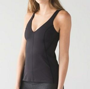 LULULEMON Contour Tank