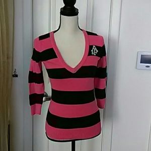 Great Buy! Abercrombie & Fitch Sweater!!