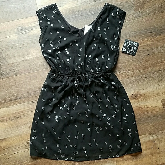BeBop Dresses & Skirts - Nordstrom Rack/BeBop black bird dress NWT